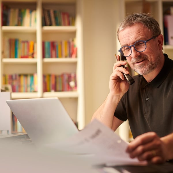 How One Business Owner Saved Over $12K by Electing S-Corp Status